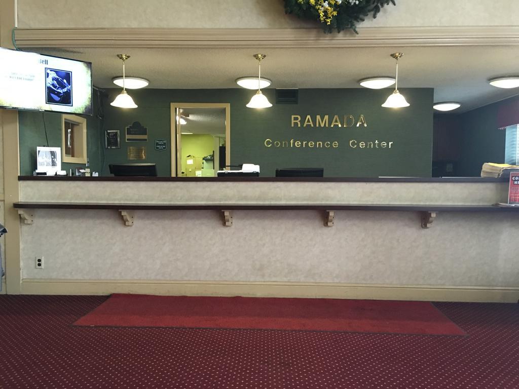 Ramada Conference Center Hotel Morgantown Kültér fotó